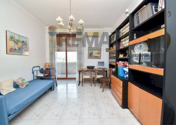 Sala da pranzo - Appartamento Via Del Rotolo
 
44-46, Catania - foto 20