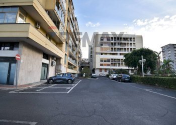 Edificio all\'aperto - Appartamento Via Del Rotolo
 
44-46, Catania - foto 27