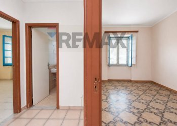 Stanza vuota - Three-room apartment Piazza del Popolo
 
2, Lentini - photo 14