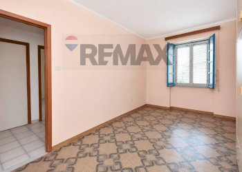 Stanza vuota - Three-room apartment Piazza del Popolo
 
2, Lentini - photo 15