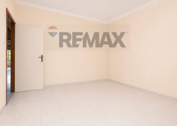 Stanza vuota - Three-room apartment Piazza del Popolo
 
2, Lentini - photo 21