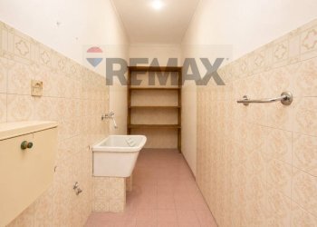 Bagno - Three-room apartment Piazza del Popolo
 
2, Lentini - photo 23