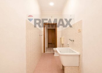 Bagno - Three-room apartment Piazza del Popolo
 
2, Lentini - photo 25