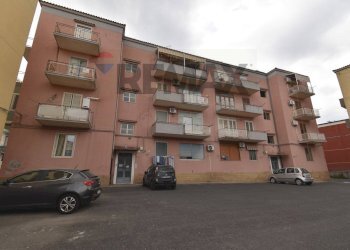 Edificio all\'aperto - Three-room apartment Piazza del Popolo
 
2, Lentini - photo 36