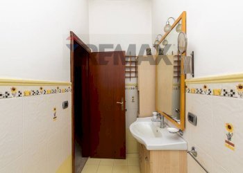 Bagno - Casa indipendente Via Santa Barbara
 
53/57, Catania - foto 16