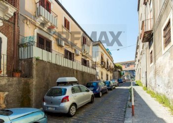 Edificio all\'aperto - Casa indipendente Via Santa Barbara
 
53/57, Catania - foto 41