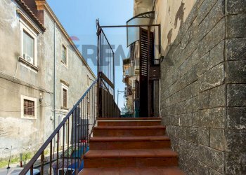 Scale - Casa indipendente Via Santa Barbara
 
53/57, Catania - foto 42