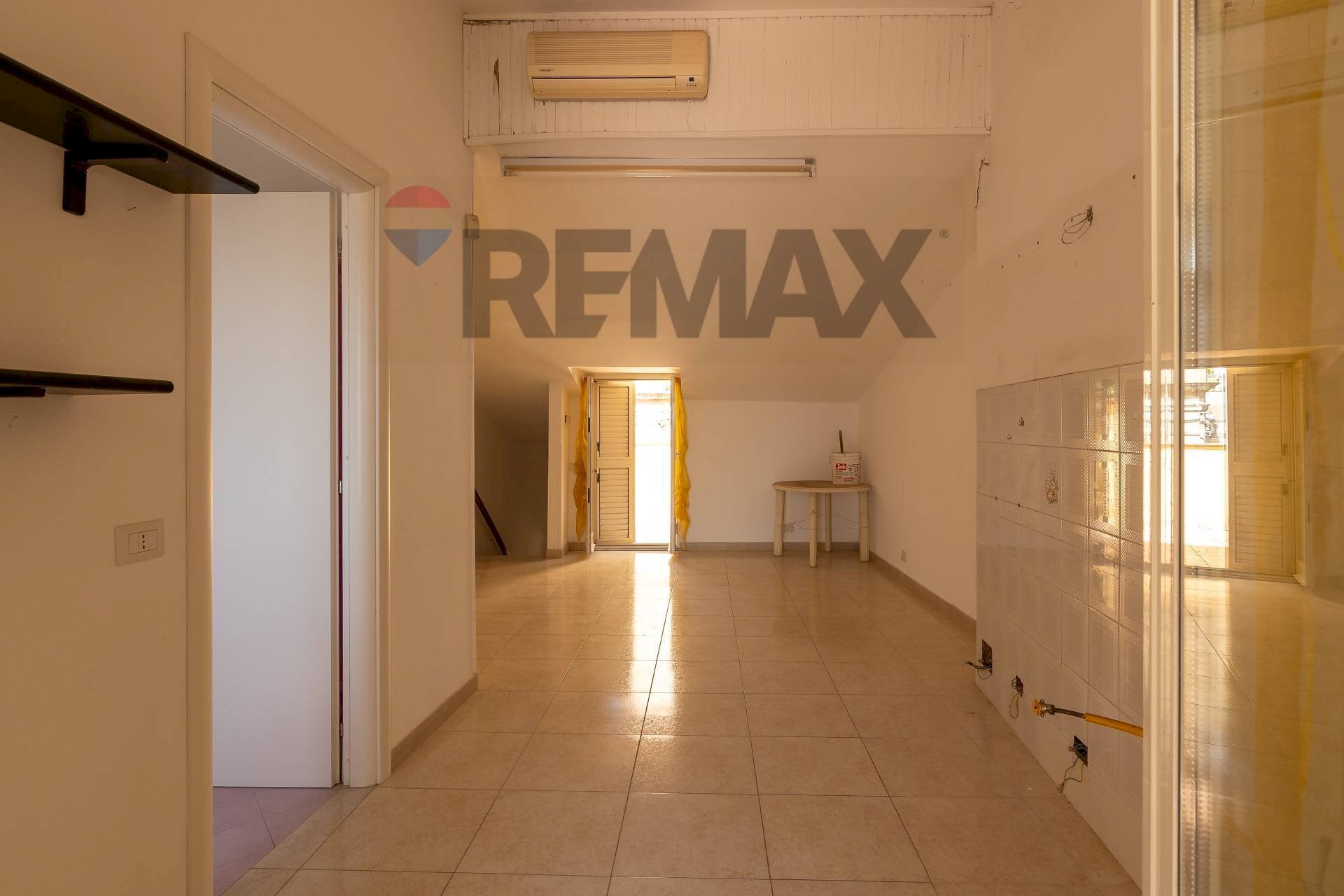 Stanza vuota - Casa semi indipendente via santa sofia
16, Caltagirone - foto 3