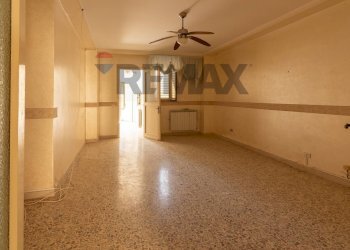 Stanza vuota - Casa semi indipendente via santa sofia
 
16, Caltagirone - foto 10