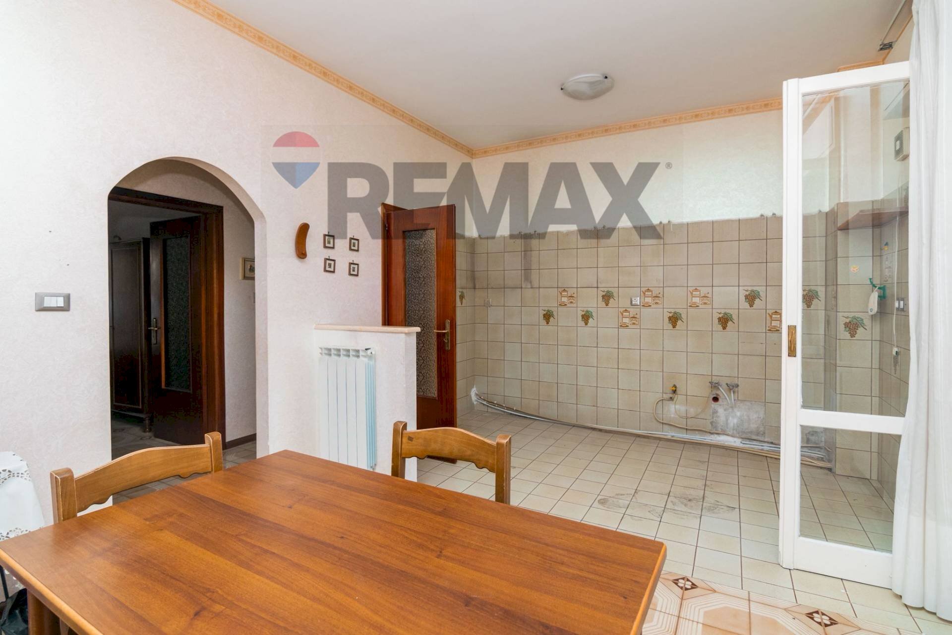 Sala da pranzo - Trilocale Via Empoli
 
8, San Giovanni la Punta - foto 1