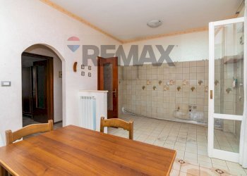 Sala da pranzo - Trilocale Via Empoli
 
8, San Giovanni la Punta - foto 1