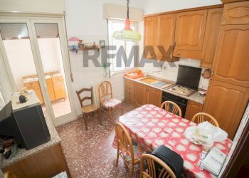 Cucina - Apartment Via Circumvallazione
 
239/A, Paterno - photo 4