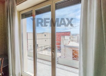 Balcone - Apartment Via Circumvallazione
 
239/A, Paterno - photo 34