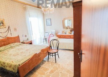 Camera / camera da letto - Apartment Via Circumvallazione
 
239/A, Paterno - photo 36