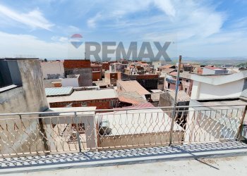 Balcone - Apartment Via Circumvallazione
 
239/A, Paterno - photo 54