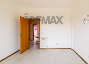 Stanza vuota - Villa Via Ercole Patti
 
5, Catania - photo 16