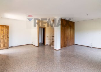 Stanza vuota - Villa Via Ercole Patti
 
5, Catania - photo 22