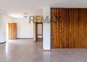 Stanza vuota - Villa Via Ercole Patti
 
5, Catania - photo 23