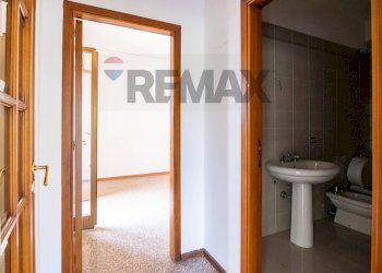 Bagno - Villa Via Ercole Patti
 
5, Catania - photo 28