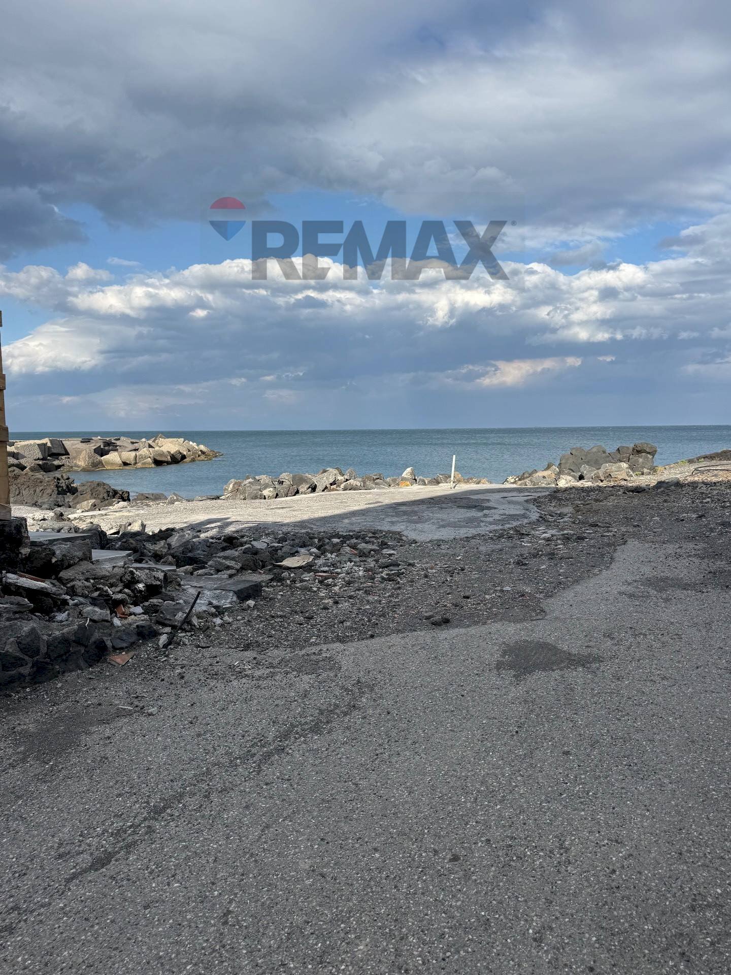 Vista dell\'acqua - Cellar / Attic Via Porpetto
 
27, Acireale - photo 2