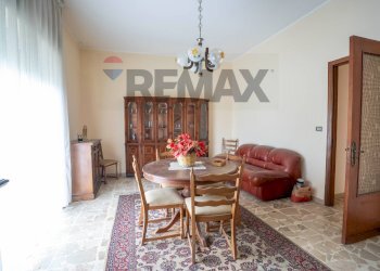 Sala da pranzo - Three-room apartment Via R. Livatino
 
7, Aci Sant'Antonio - photo 11