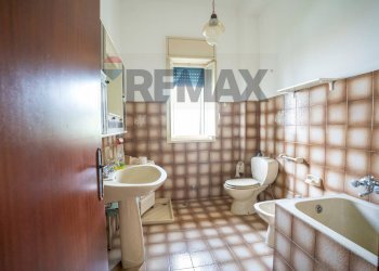 Bagno - Three-room apartment Via R. Livatino
 
7, Aci Sant'Antonio - photo 18