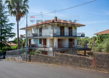 Casa all\'aperto - Casa semi indipendente Via Chiesa Antica
 
6/A, Zafferana Etnea - foto 2