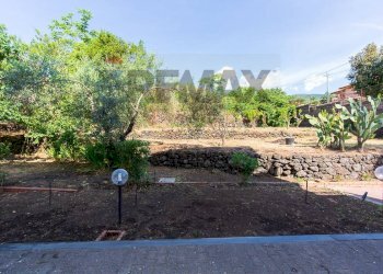 Giardino - Casa semi indipendente Via Chiesa Antica
 
6/A, Zafferana Etnea - foto 26