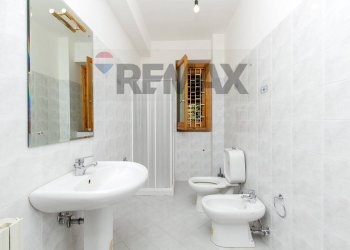 Bagno - Casa semi indipendente Via Chiesa Antica
 
6/A, Zafferana Etnea - foto 32