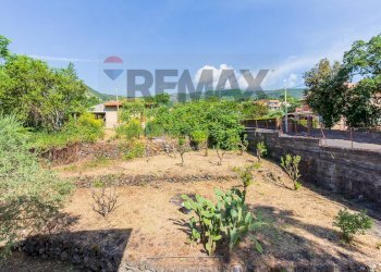 Giardino - Casa semi indipendente Via Chiesa Antica
 
6/A, Zafferana Etnea - foto 47