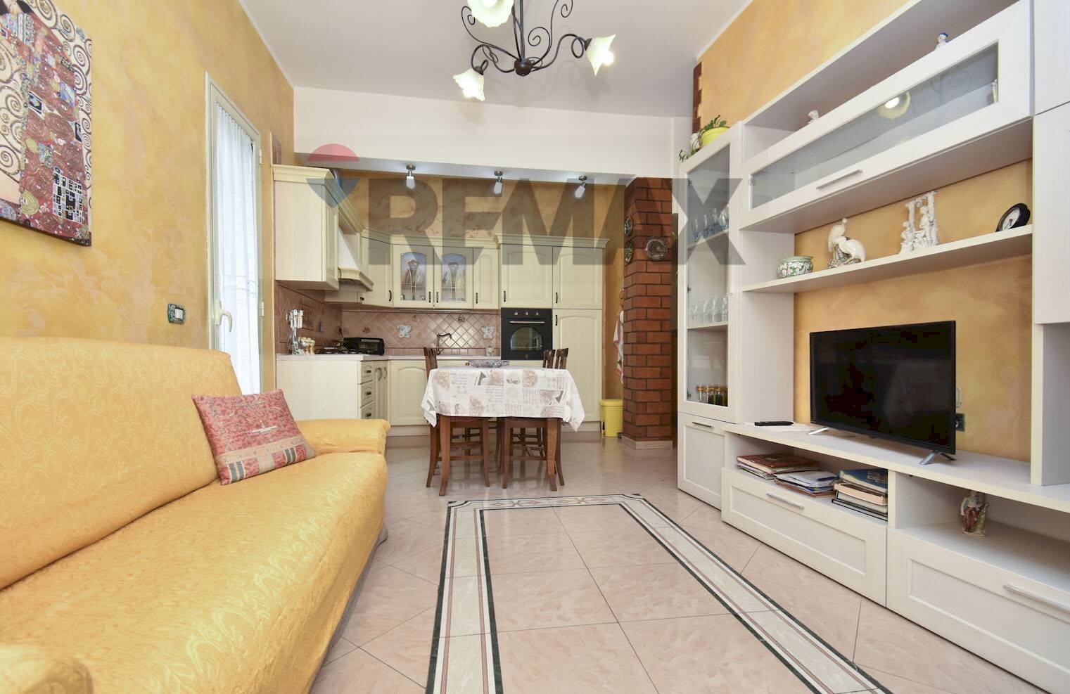 Sala da pranzo - Casa indipendente Via Lecco
 
41, Paterno - foto 1