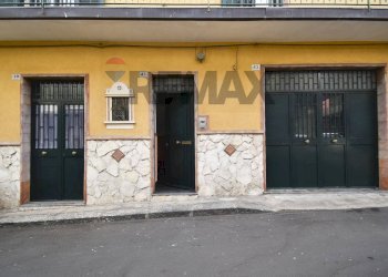 Edificio all\'aperto - Casa indipendente Via Lecco
41, Paterno - foto 4