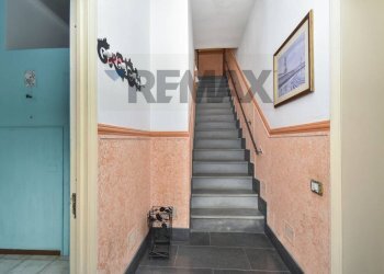 Scale - Casa indipendente Via Lecco
41, Paterno - foto 5