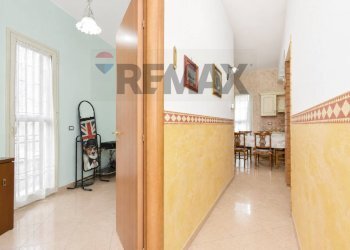 Hall / corridoio - Casa indipendente Via Lecco
41, Paterno - foto 12