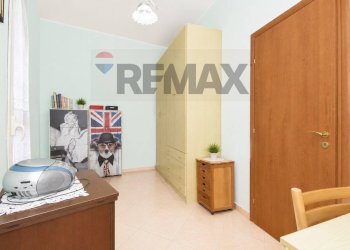 Camera / camera da letto - Casa indipendente Via Lecco
41, Paterno - foto 13