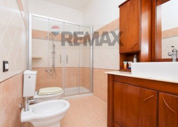 Bagno - Casa indipendente Via Lecco
41, Paterno - foto 17
