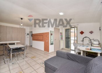 Sala da pranzo - Casa indipendente Via Lecco
41, Paterno - foto 45