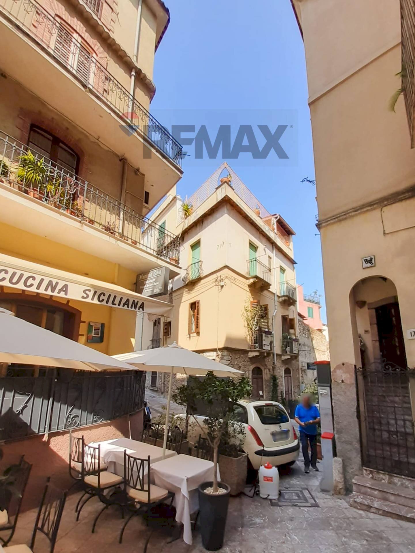 Edificio all\'aperto - Trilocale Via Giardinazzo
1, Taormina - foto 2