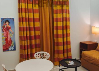 Sala da pranzo - Trilocale Via Giardinazzo
 
1, Taormina - foto 8