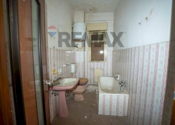 Bagno - Quadrilocale Via Pistoia
 
2, Biancavilla - foto 12