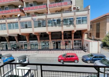Edificio all\'aperto - Two-room apartment Via Emanuele Bellia
 
161, Paterno - photo 17