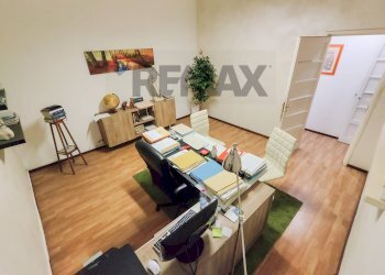 Ufficio - Two-room apartment Via Emanuele Bellia
 
161, Paterno - photo 21