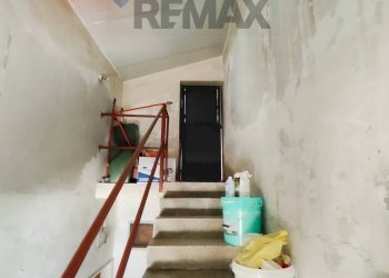 Scale - Two-room apartment Via Emanuele Bellia
 
161, Paterno - photo 37