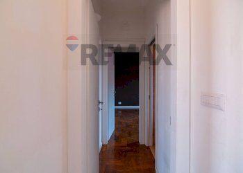 Hall / corridoio - Apartment via Aci Castello
 
91, Aci Castello - photo 9