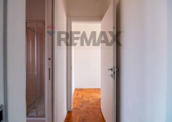 Hall / corridoio - Apartment via Aci Castello
 
91, Aci Castello - photo 14