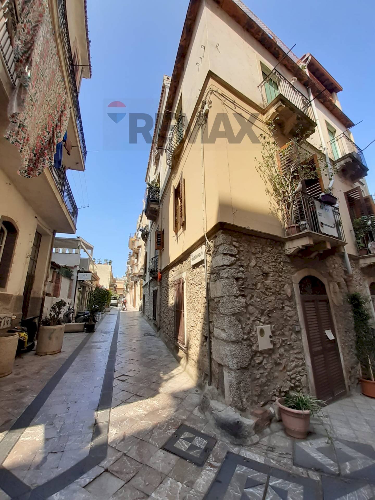 Edificio all\'aperto - Bilocale Via Giardinazzo
 
1, Taormina - foto 1