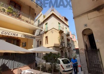 Edificio all\'aperto - Bilocale Via Giardinazzo
 
1, Taormina - foto 3
