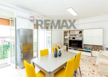 Sala da pranzo - Apartment via sottotenente scuderi
 
1, Viagrande - photo 2