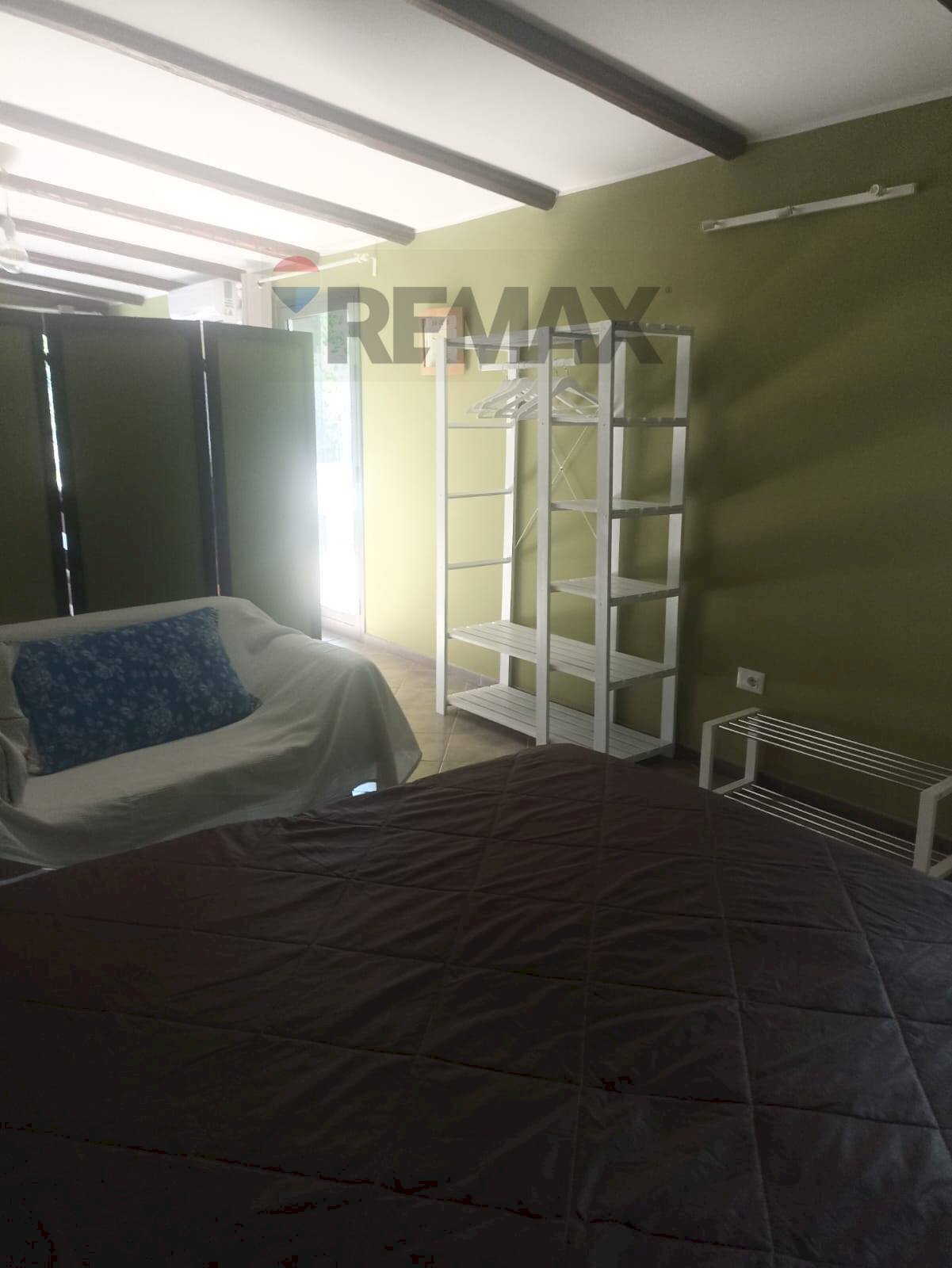 Camera / camera da letto - Semi-detached house via Sciarelle
2, Piedimonte Etneo - photo 2