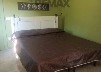Camera / camera da letto - Semi-detached house via Sciarelle
 
2, Piedimonte Etneo - photo 4